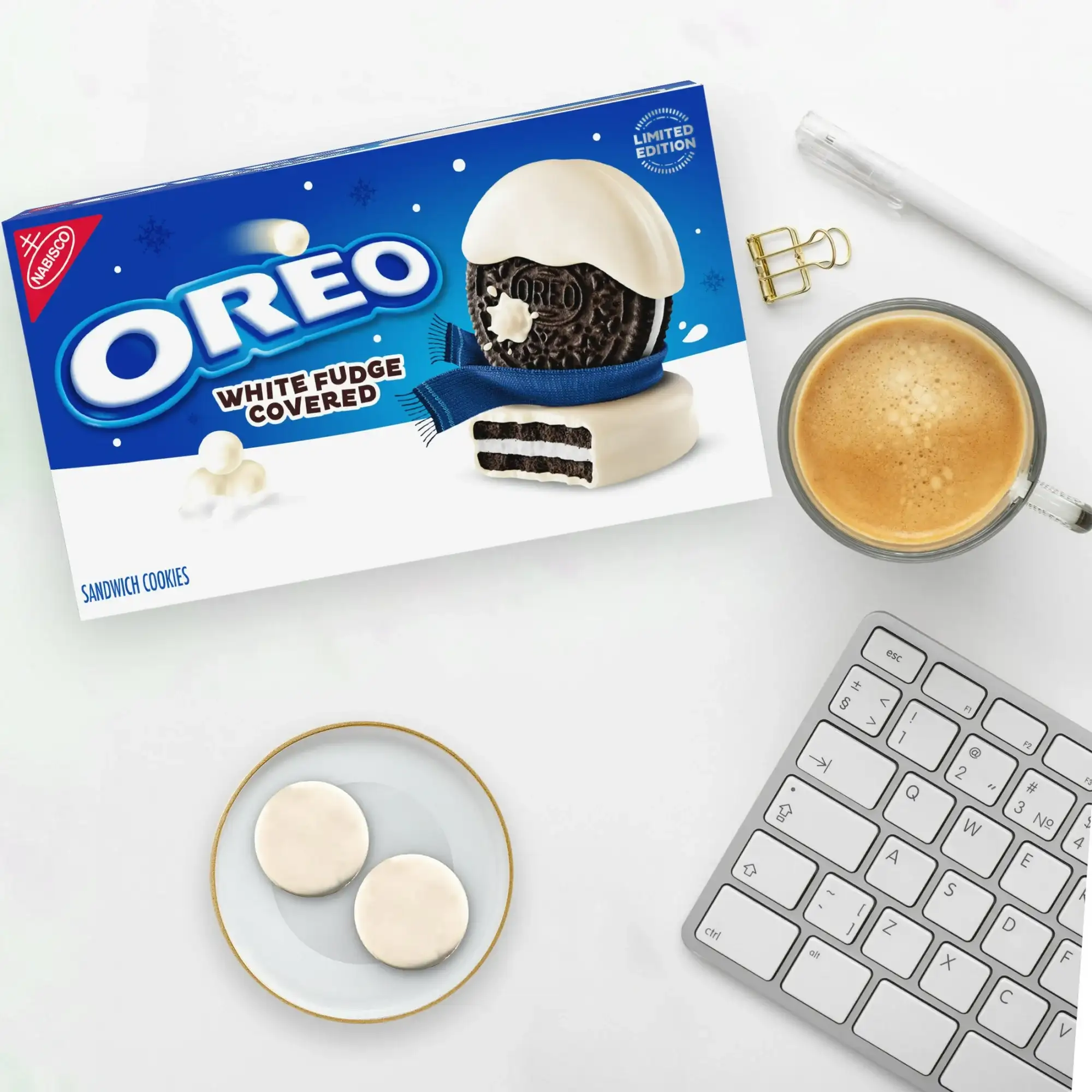 OREO White Fudge Covered Chocolate Sandwich Cookies - Image 2